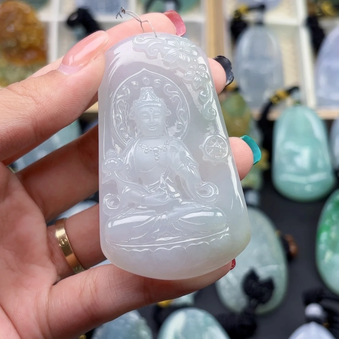 小***牙翡翠未镶嵌颈饰大势至