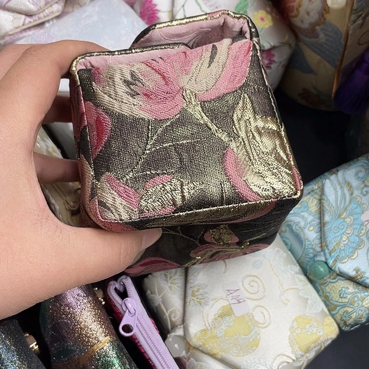 盖碗稳***靡杯子里还有好多