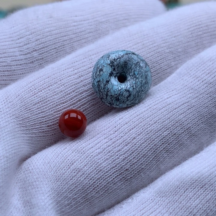 南红玛瑙未镶嵌珠宝奇石