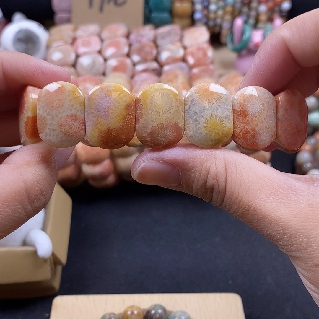 硅化珊瑚（珊瑚玉）未镶嵌手牌 上新 55