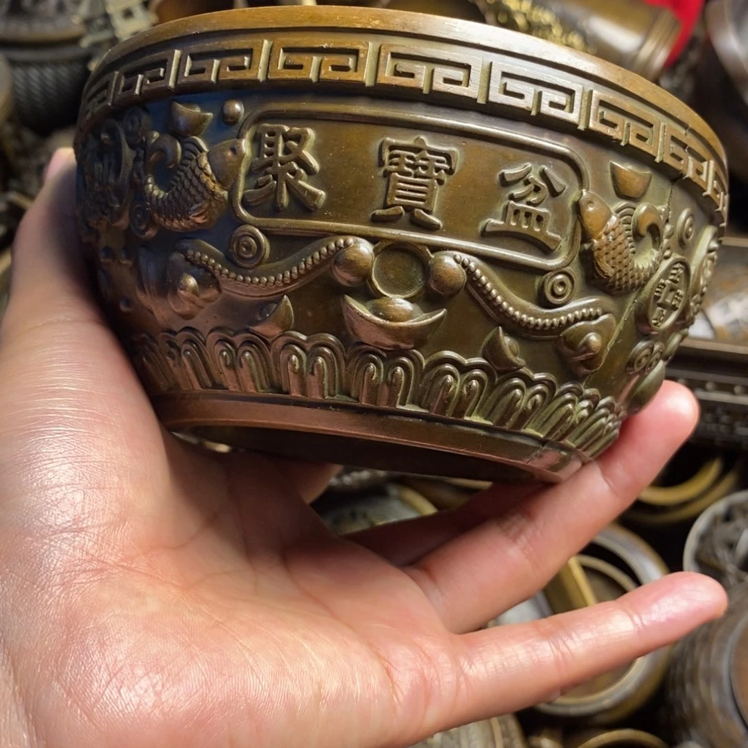 精美铜器做工精良