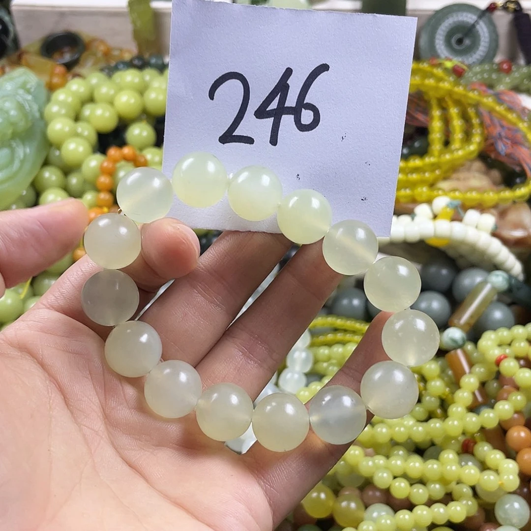 未镶嵌蛇纹石玉手链