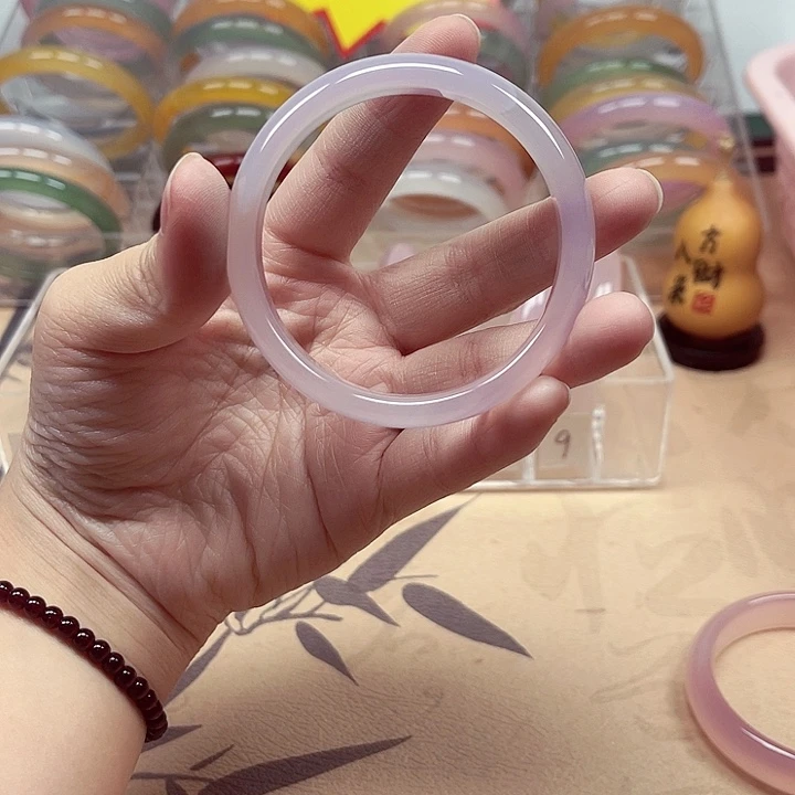 手镯玛瑙/玉髓未镶嵌做****姐