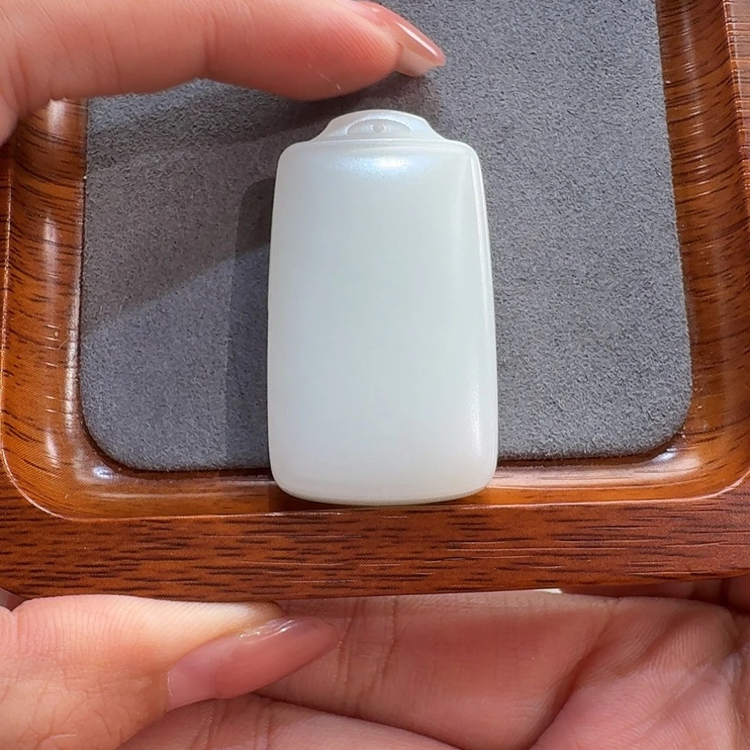 和田玉未镶嵌颈饰和田白玉无事牌