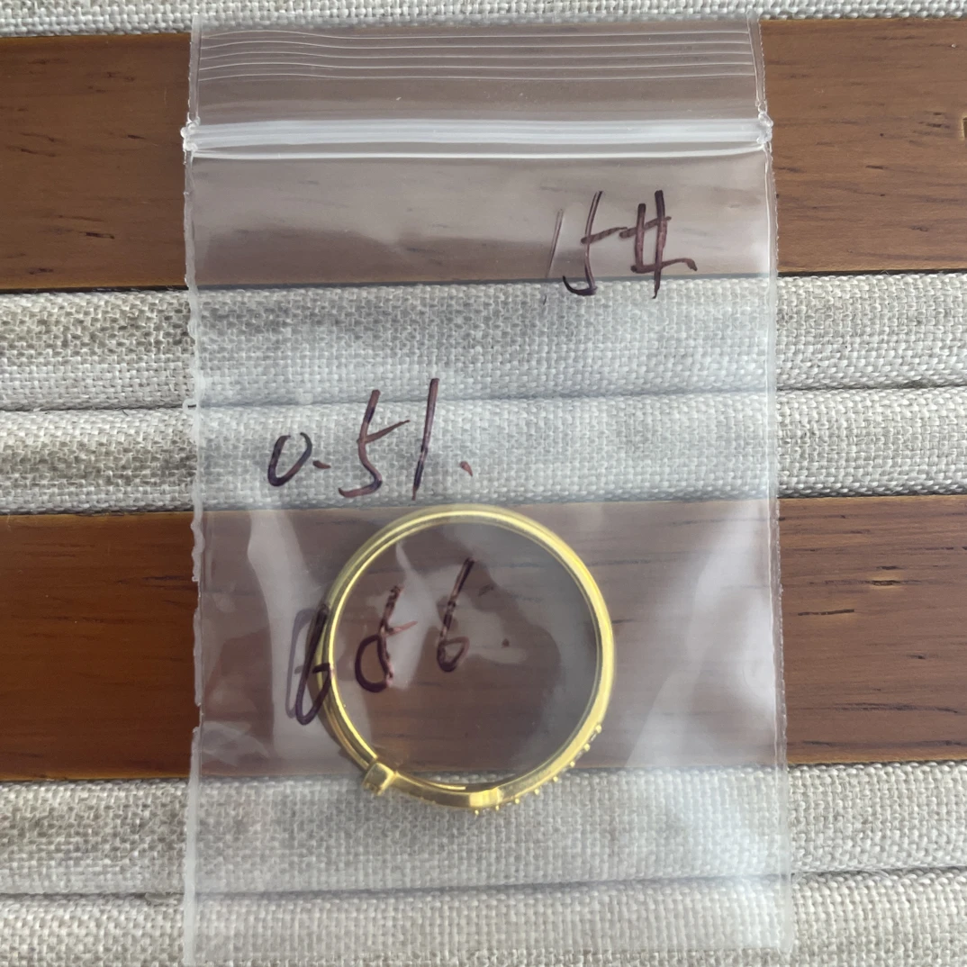 克重0.51 15号 马蹄6D戒指 足金999