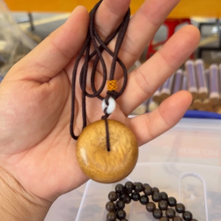 沉香碎屑沉香海南沉香扣➕碎屑多样性发一