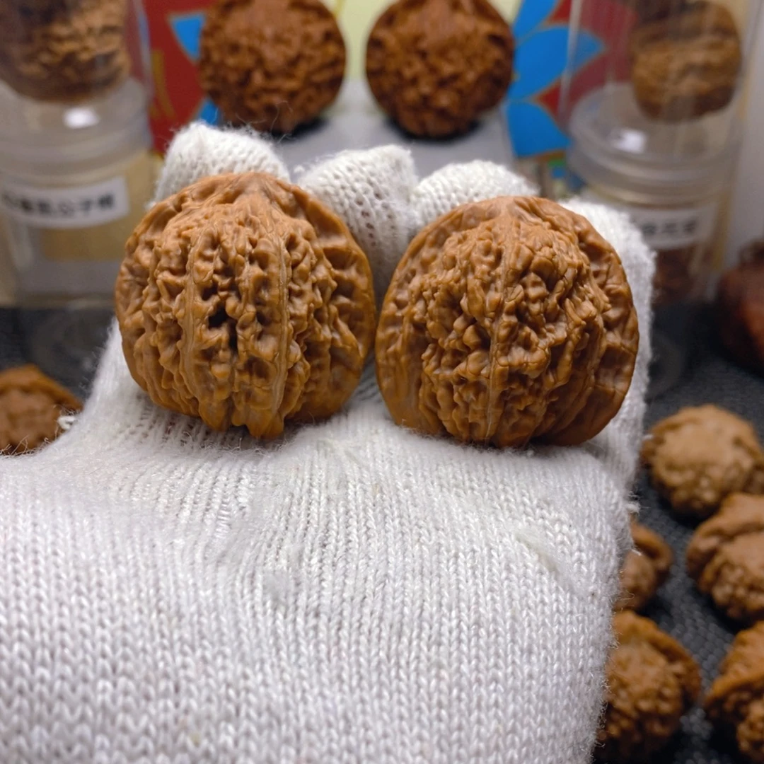 核桃熊儿寨一代楼42尺48.5克