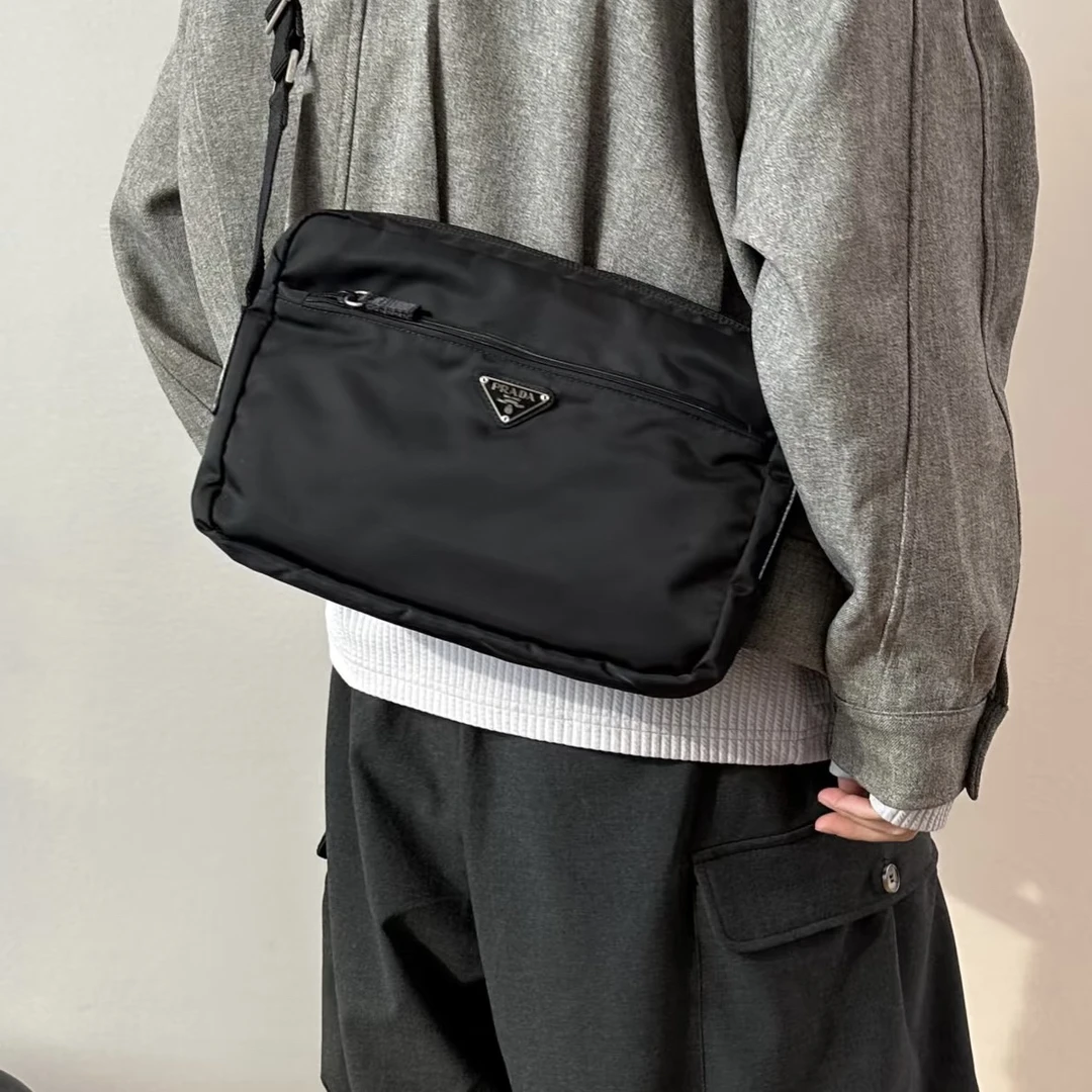 95新 Prada/普拉达 暮野/普拉达斜挎相机包/16009