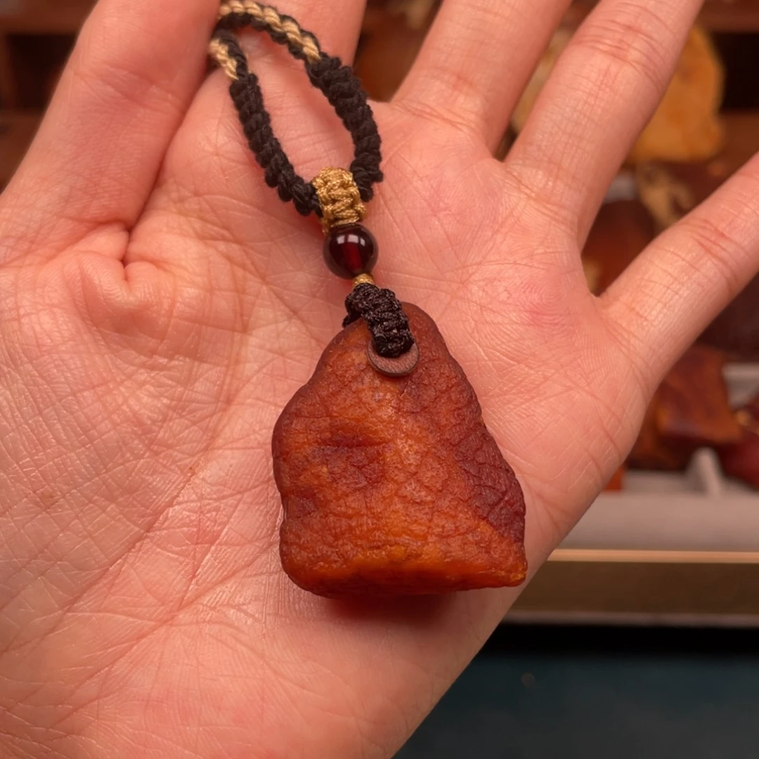 未镶嵌蜜蜡珠宝奇石