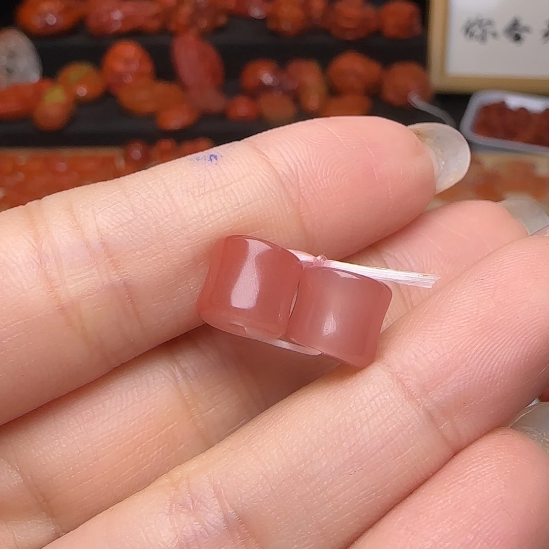 南红玛瑙未镶嵌颈饰