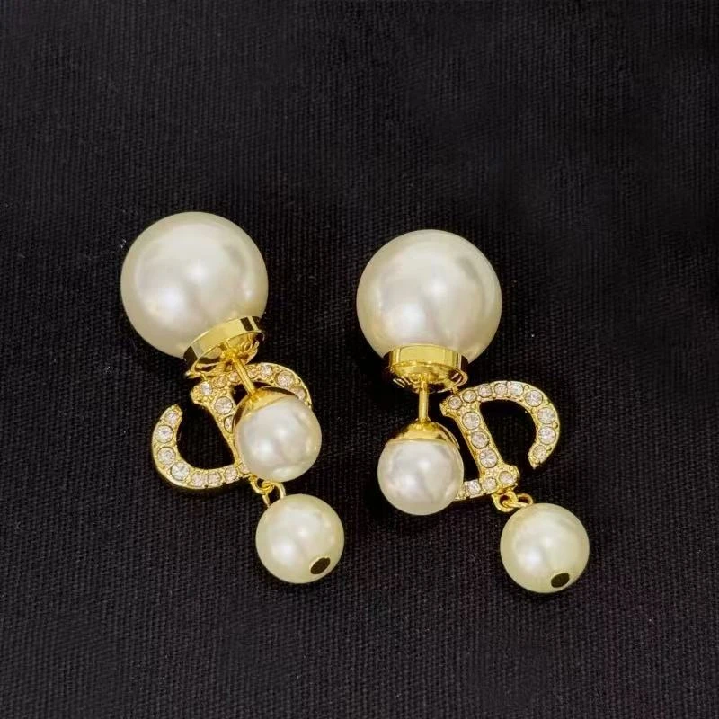 新款 DD 耳环时尚小众