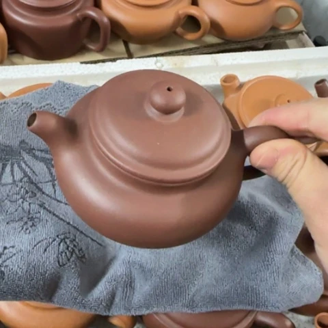 紫砂茶壶@*卢底槽清泥200c c