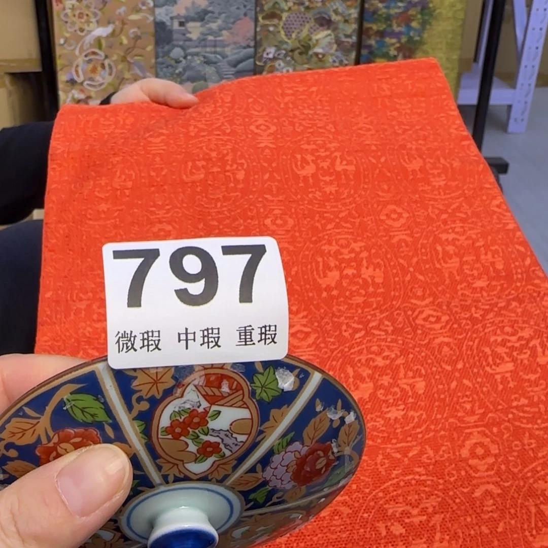 手工艺品琉璃?小雨