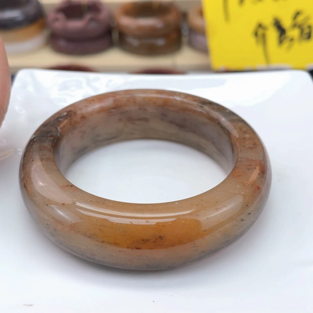 【闪购商品】石英质玉手镯未镶嵌