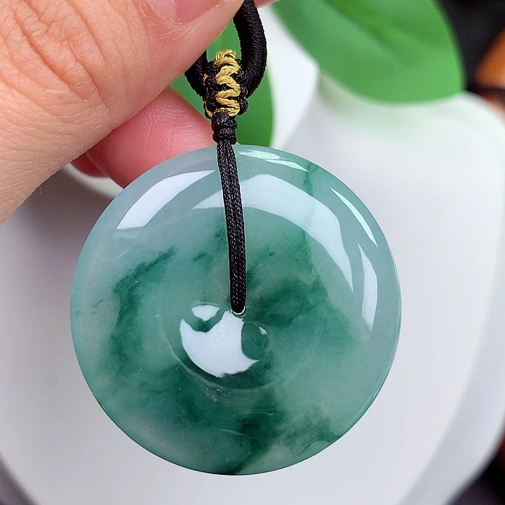 颈饰未镶嵌翡翠平安扣 36.7x6.6mm