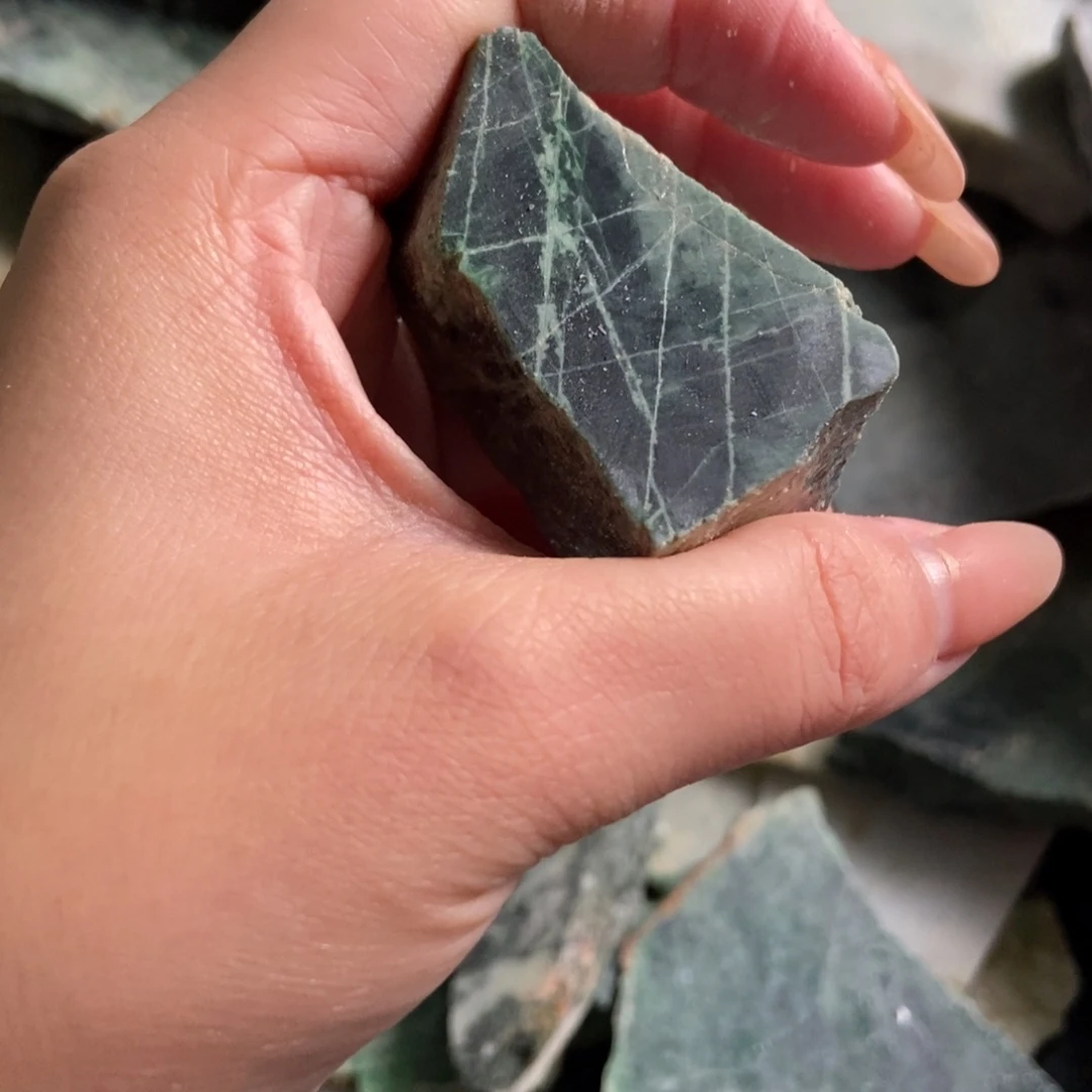 翡翠未镶嵌挂件天然翡翠