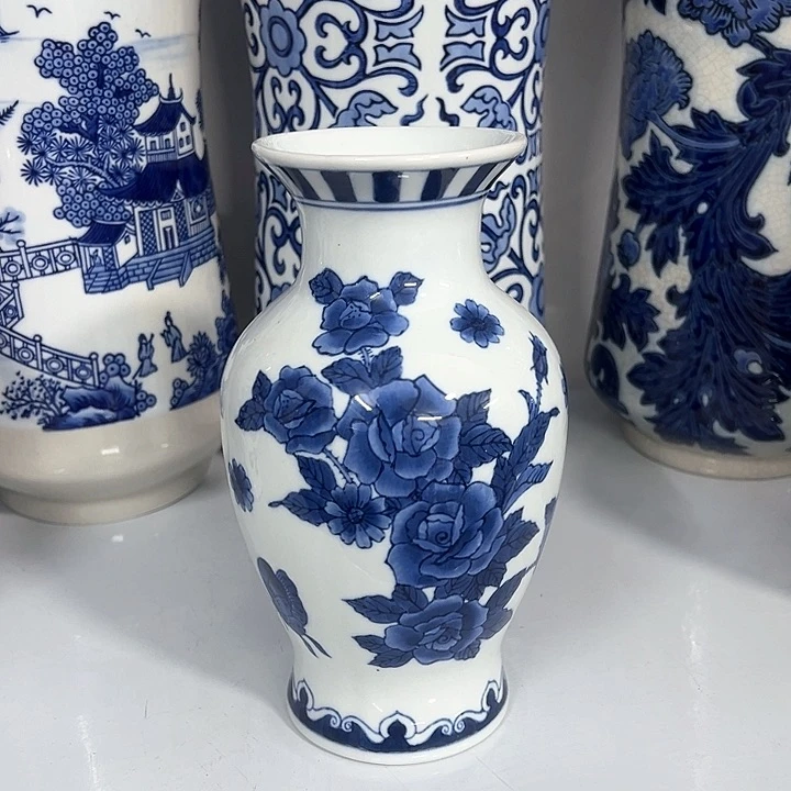 摆件青花瓷手工手绘高温釉下彩摆件，花瓶