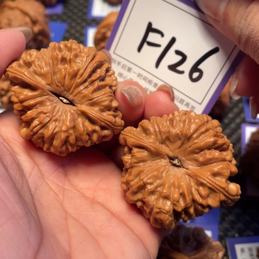 文玩核桃吊坠126号官帽45