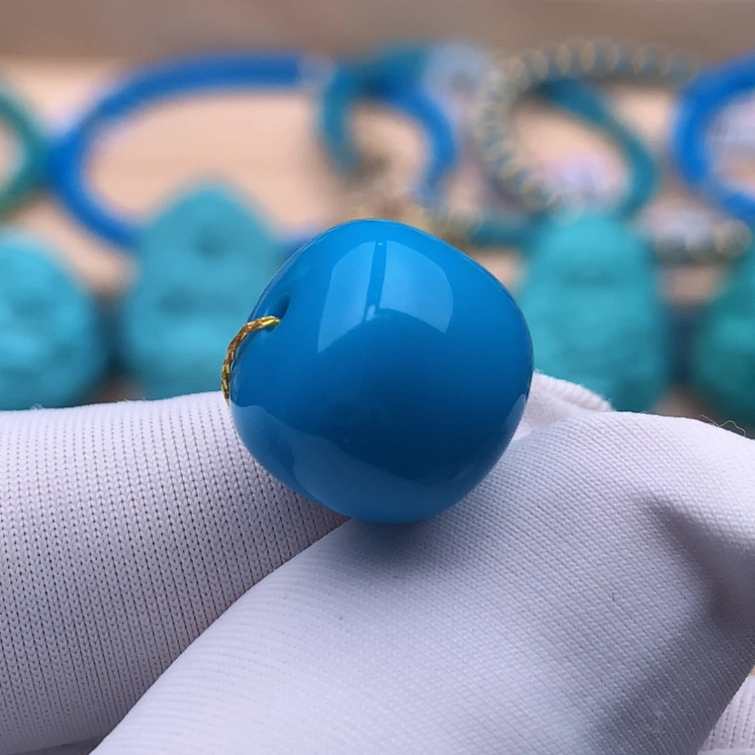 绿松石未镶嵌珠宝奇石12.3*11.2mm