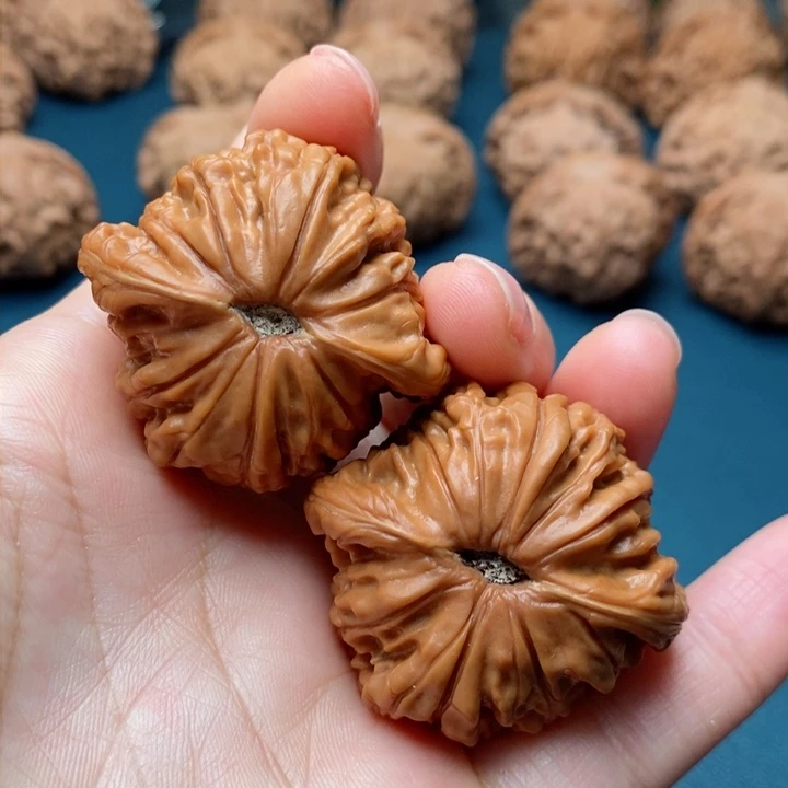 文玩核桃把件40磨盘