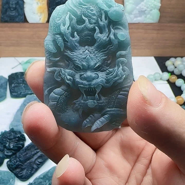 定制翡翠未镶嵌翡翠