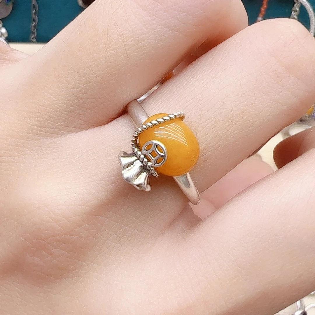 蜜蜡戒指银S925镶嵌天然蜜蜡