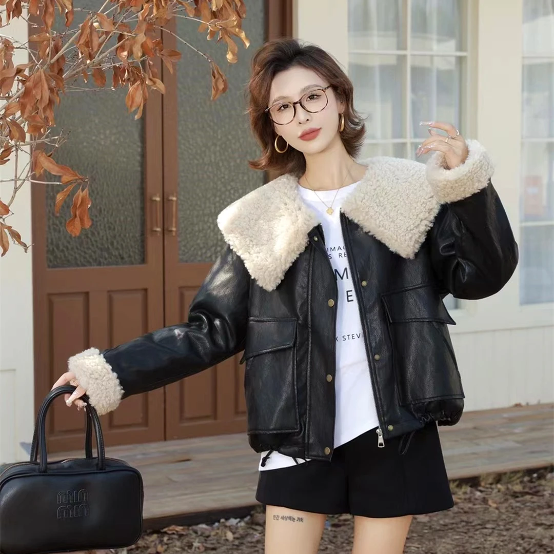 流行羊羔毛大翻领加绒皮衣外套女短款2025冬季新款小个子加厚夹克