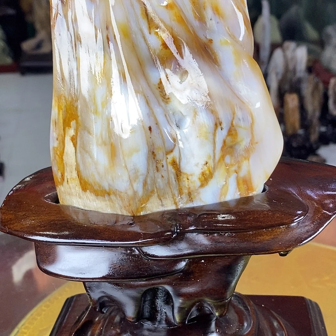 硅化玉未镶嵌珠宝奇石