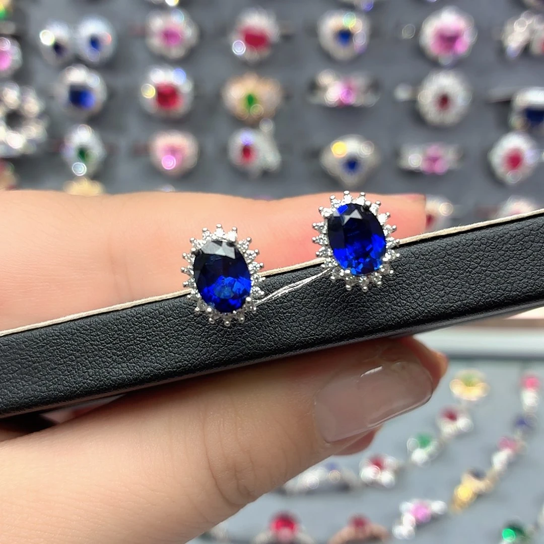 925银培育皇家蓝色宝石