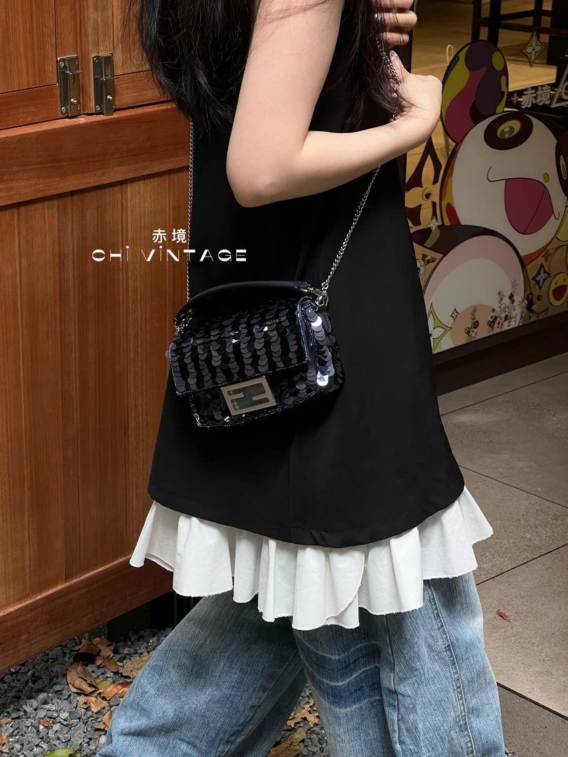 未使用 FENDI/芬迪  6589 紫色亮片法棍mini