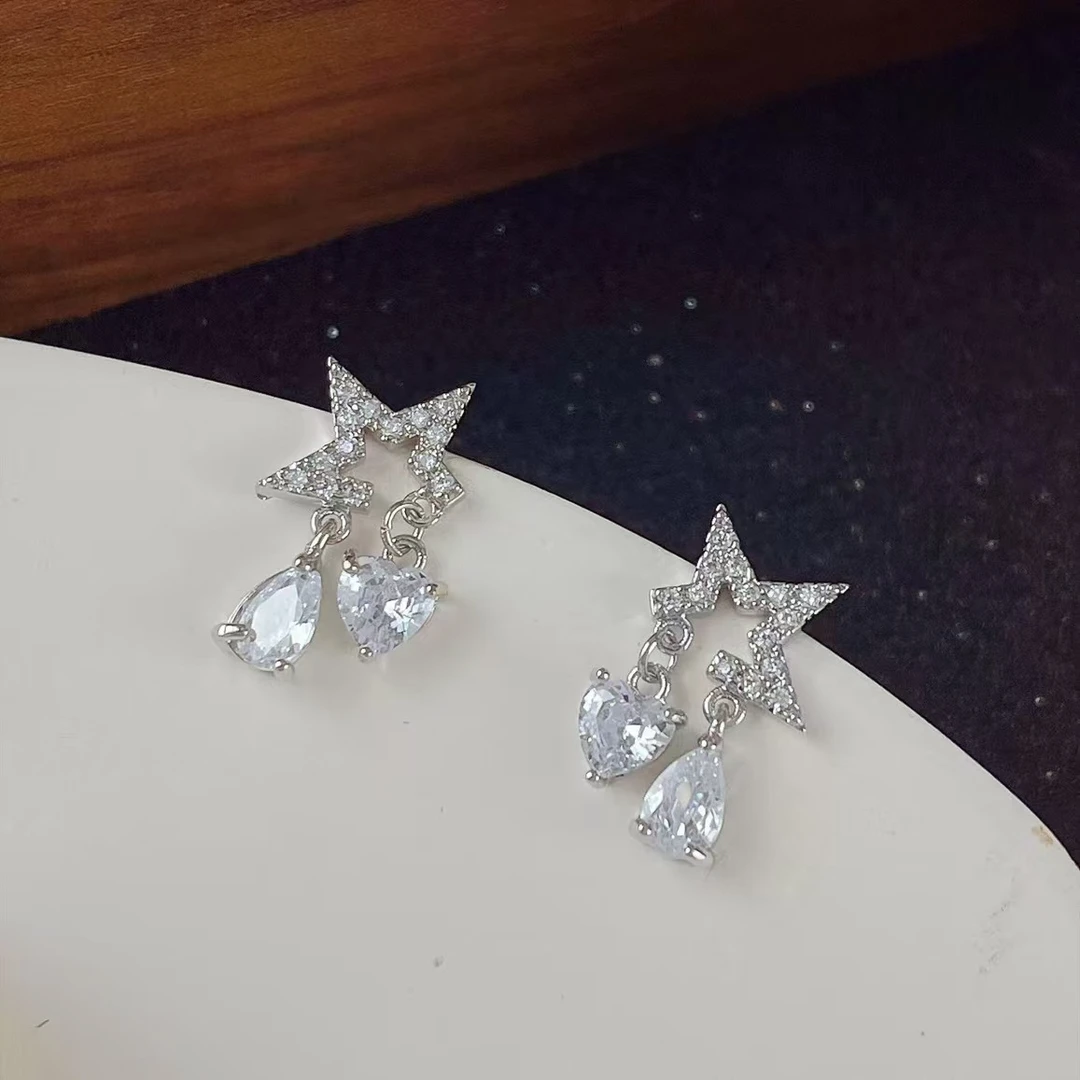 铜合金合成锆石耳饰 小巧精致微镶五角星水滴锆石耳钉气质R0043