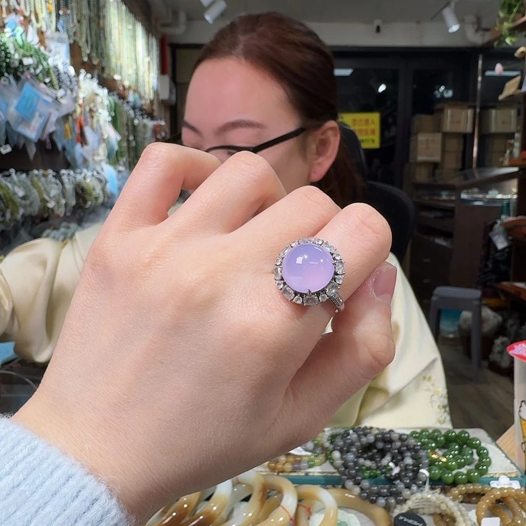 翡翠18K金镶嵌戒指紫翡