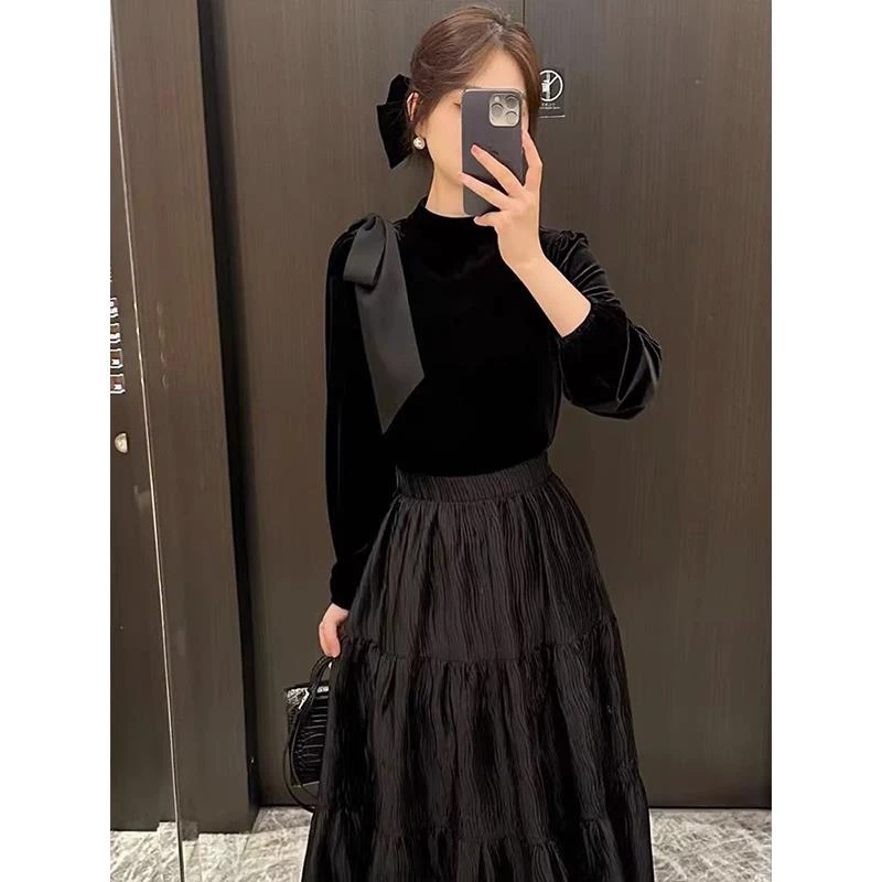 高级感超好看拼接丝绒连衣裙女春装收腰显瘦气质赫本风A字长裙子
