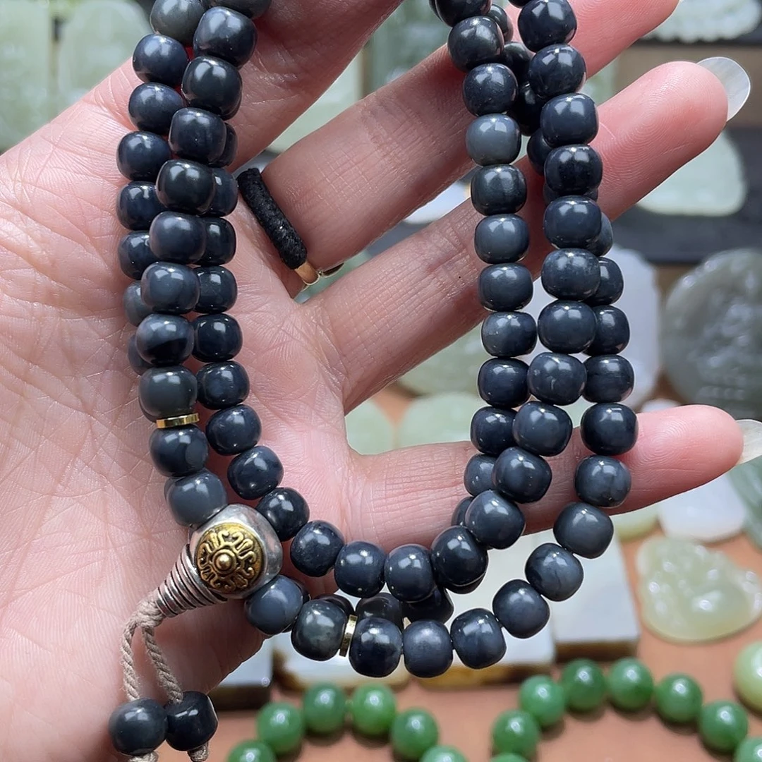 和田玉未镶嵌毛衣链