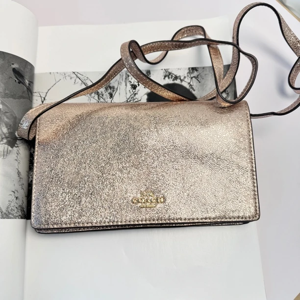 95新 COACH/蔻驰 亮晶晶woc/1925