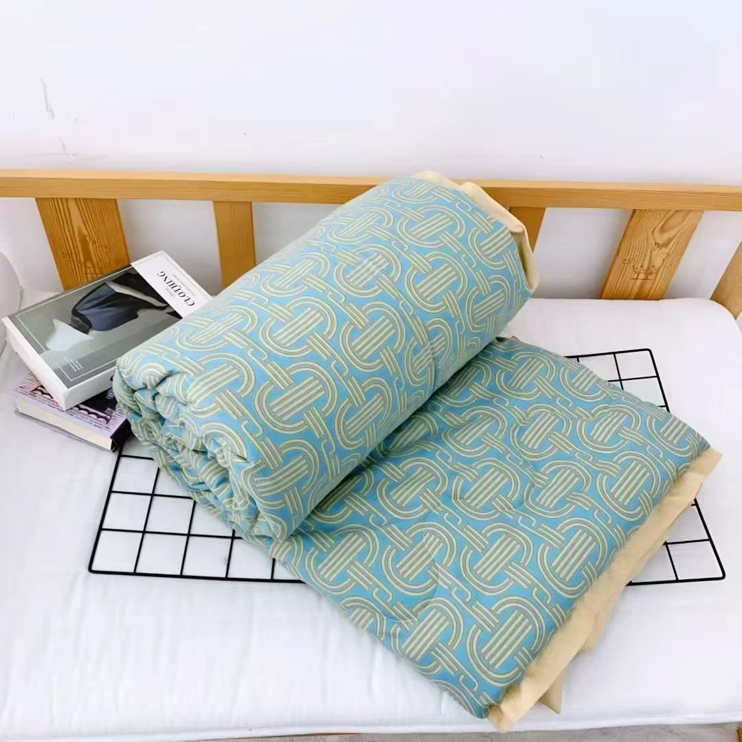 （150*200春秋被）加厚斜纹磨毛暖阳绒多功能大豆被春秋被150*200