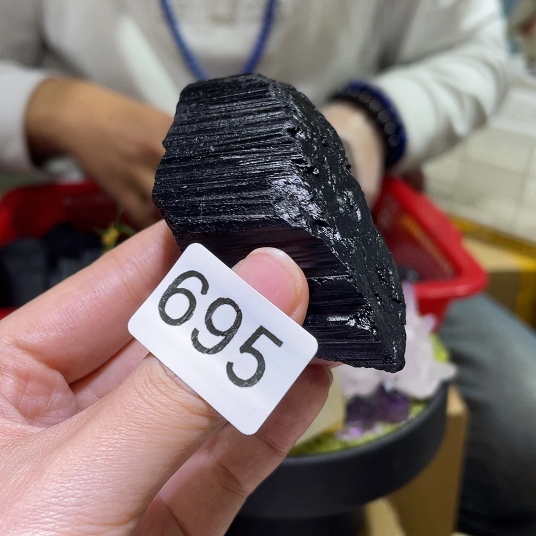 未镶嵌珠宝半成品水晶