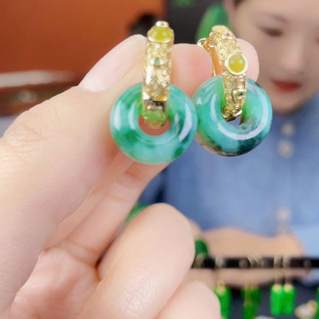 翡翠未镶嵌耳饰饰品