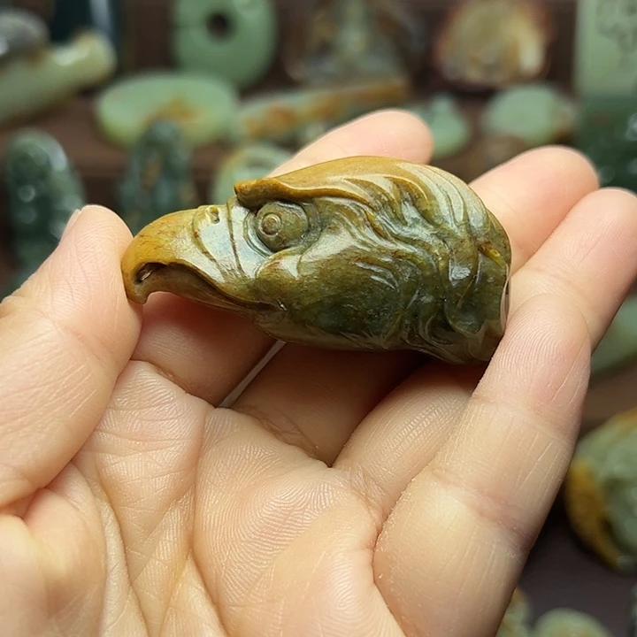 岫岩河磨玉（透闪石质玉）未镶嵌颈饰