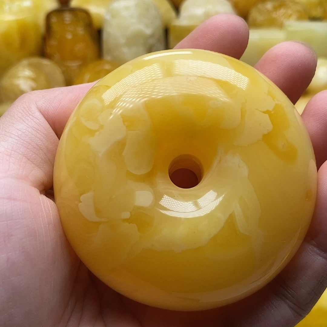琥珀颈饰未镶嵌琥珀蜜蜡吊坠