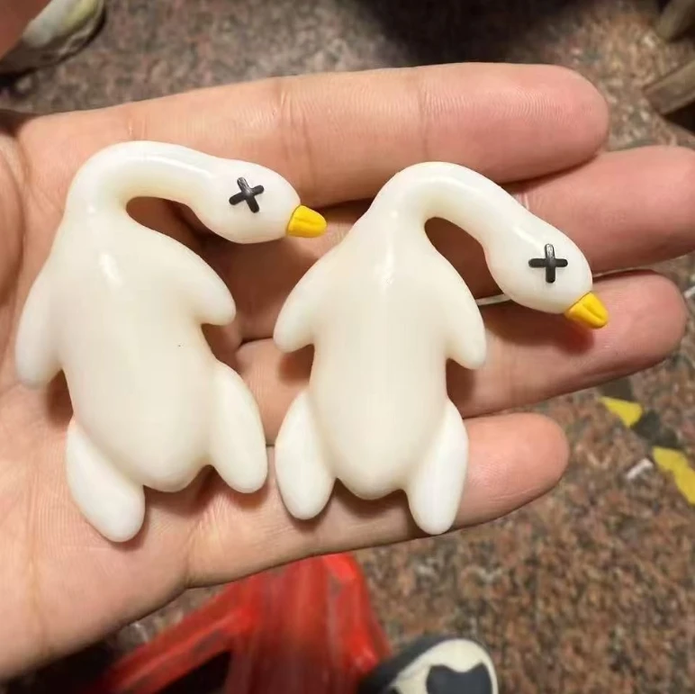 （鸭鸭）变色烤鸭钥匙扣手机挂件卡通挂件上班可爱创意挂饰