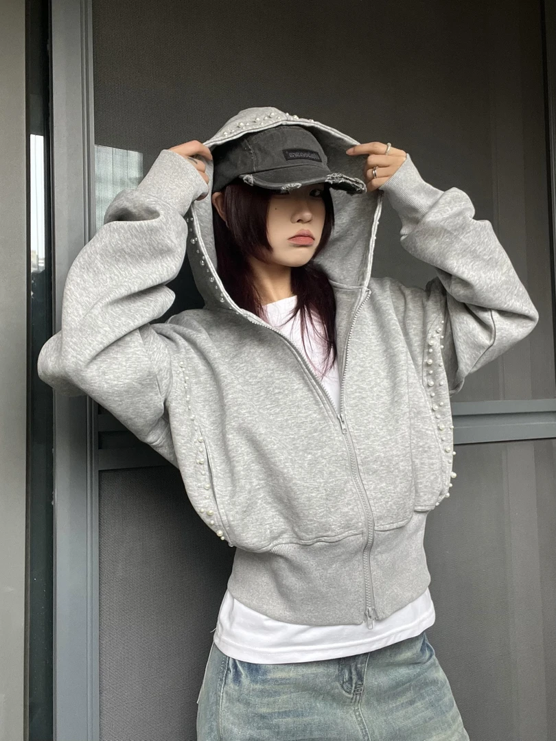 15GET 美式休闲小众立体钉珠连帽短款卫衣修身显瘦百搭外套春秋