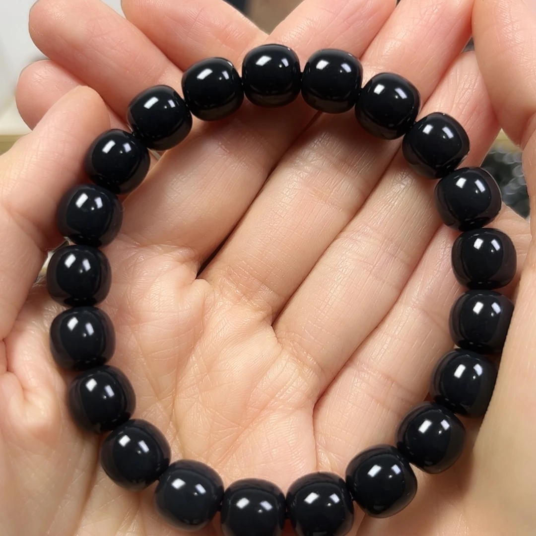 桃***：和田玉未镶嵌手串卡10老形珠