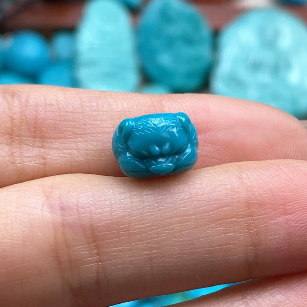 绿松石颈饰未镶嵌