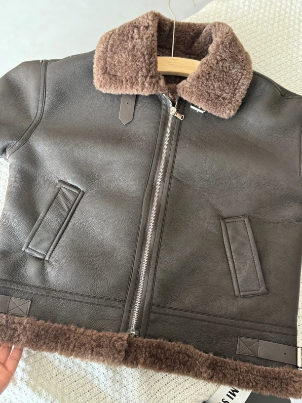 男童皮毛一体外套秋冬季2024新款儿童加绒加厚皮衣男宝宝冬装上衣