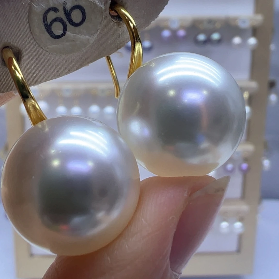 18K金镶嵌淡水珍珠耳饰