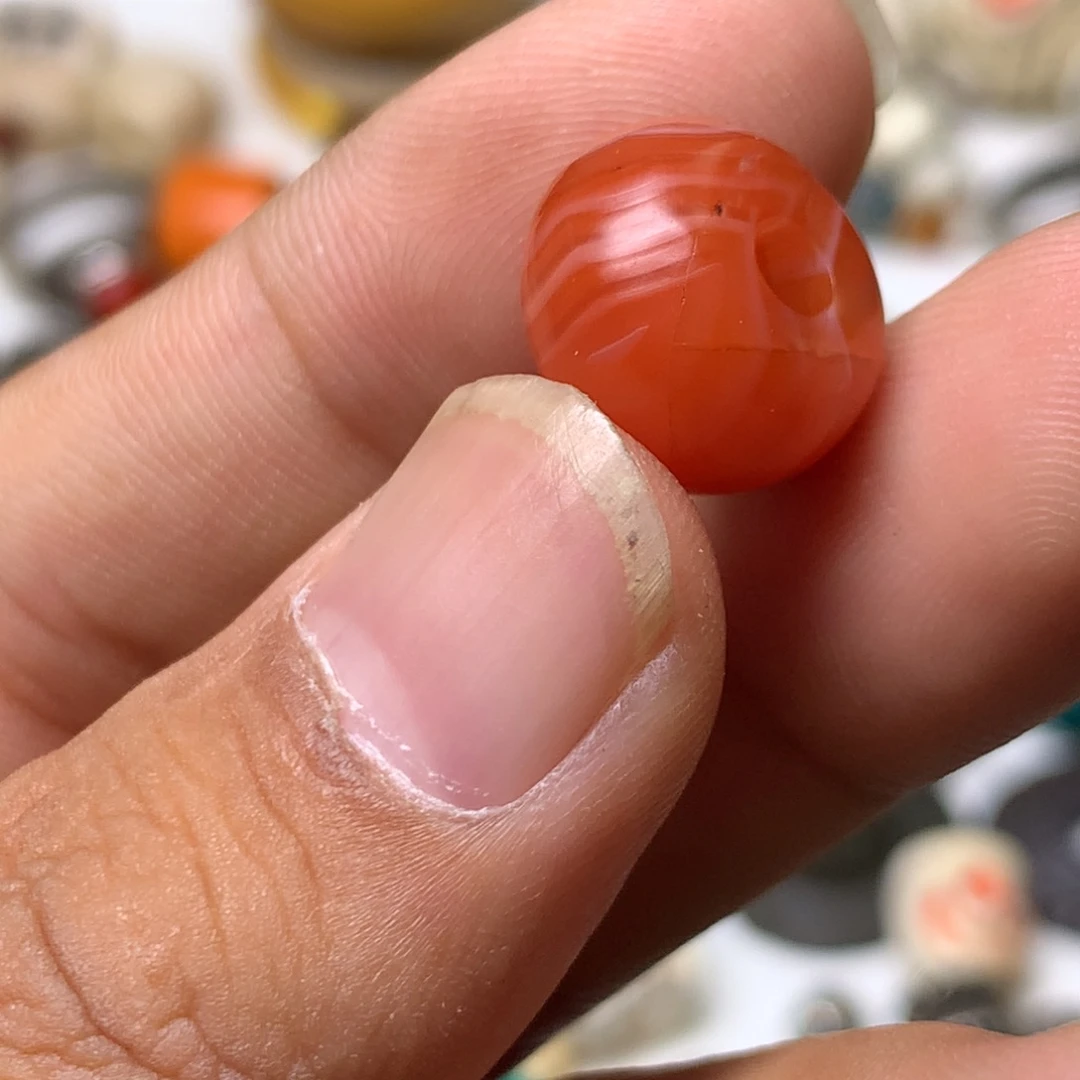 玻璃颈饰藏传小元素