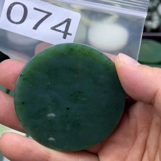 和田玉未镶嵌珠宝半成品