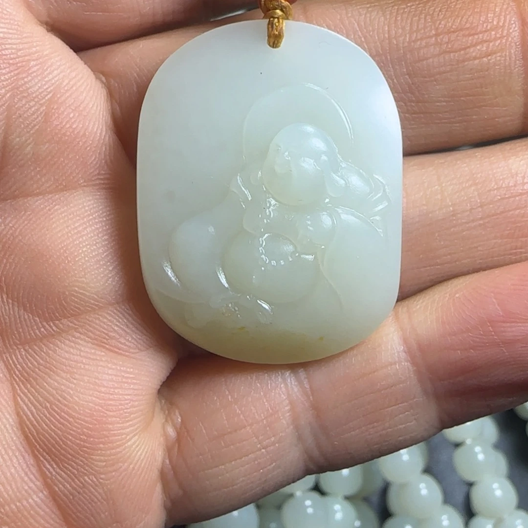 颈饰未镶嵌和田玉