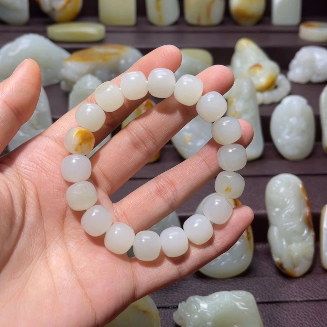 和田玉未镶嵌手链